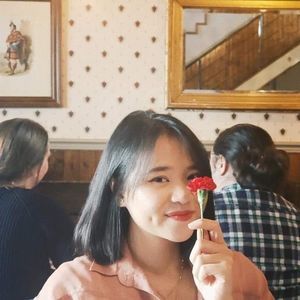 Meet your Posher, Hoa